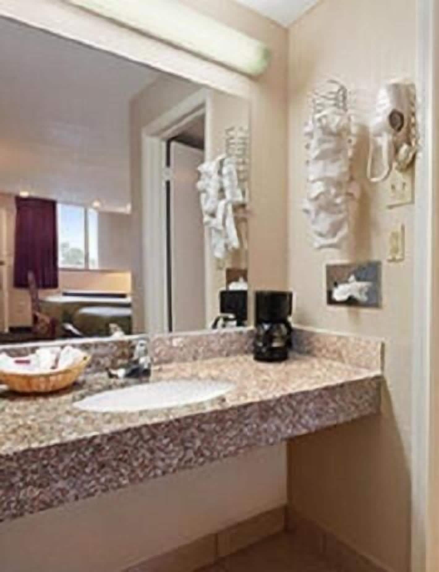 Travelodge By Wyndham New Orleans Harvey Hotel Bagian luar foto