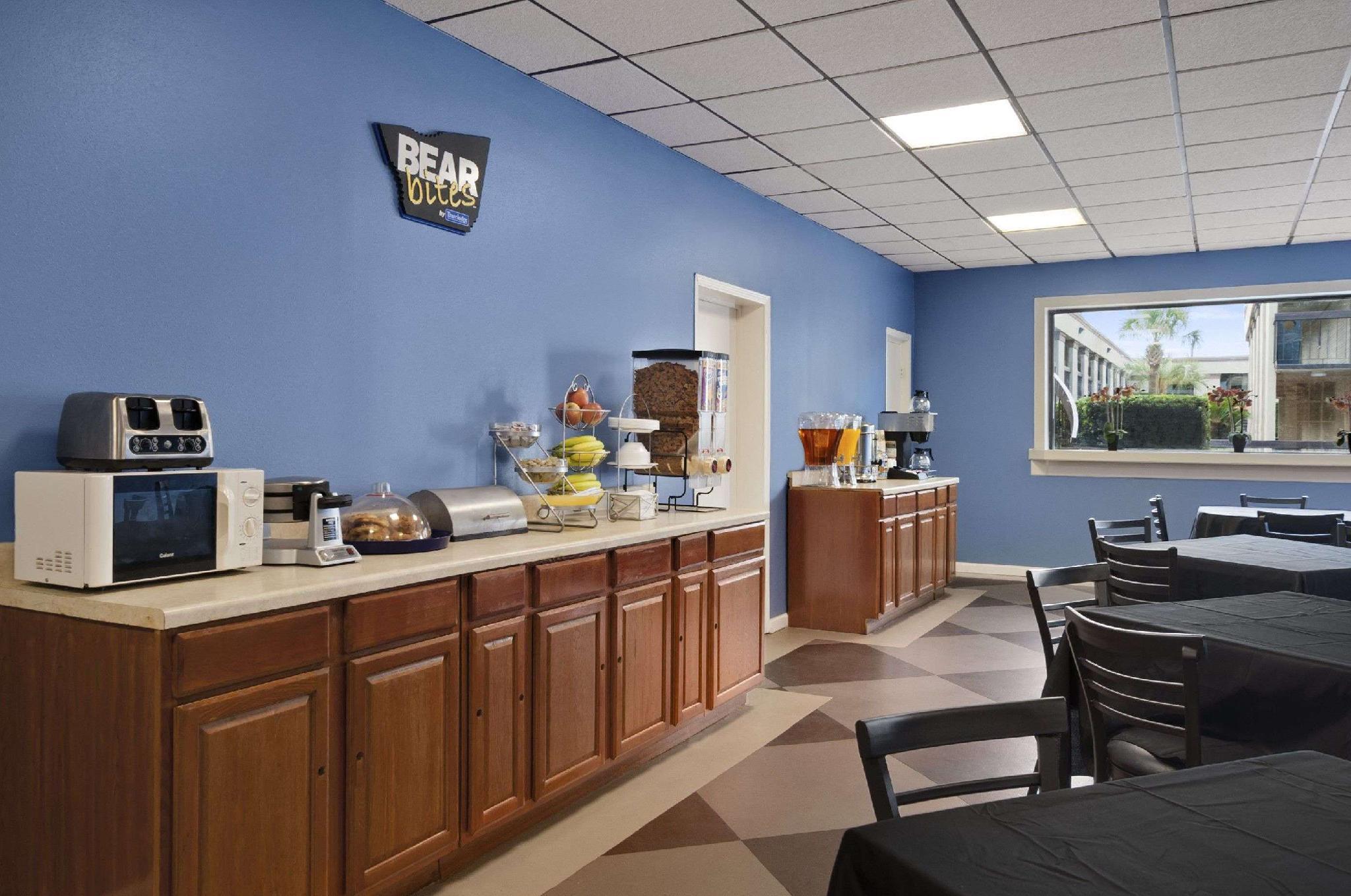 Travelodge By Wyndham New Orleans Harvey Hotel Bagian luar foto