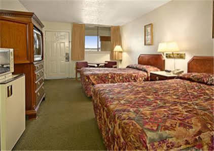 Travelodge By Wyndham New Orleans Harvey Hotel Bagian luar foto